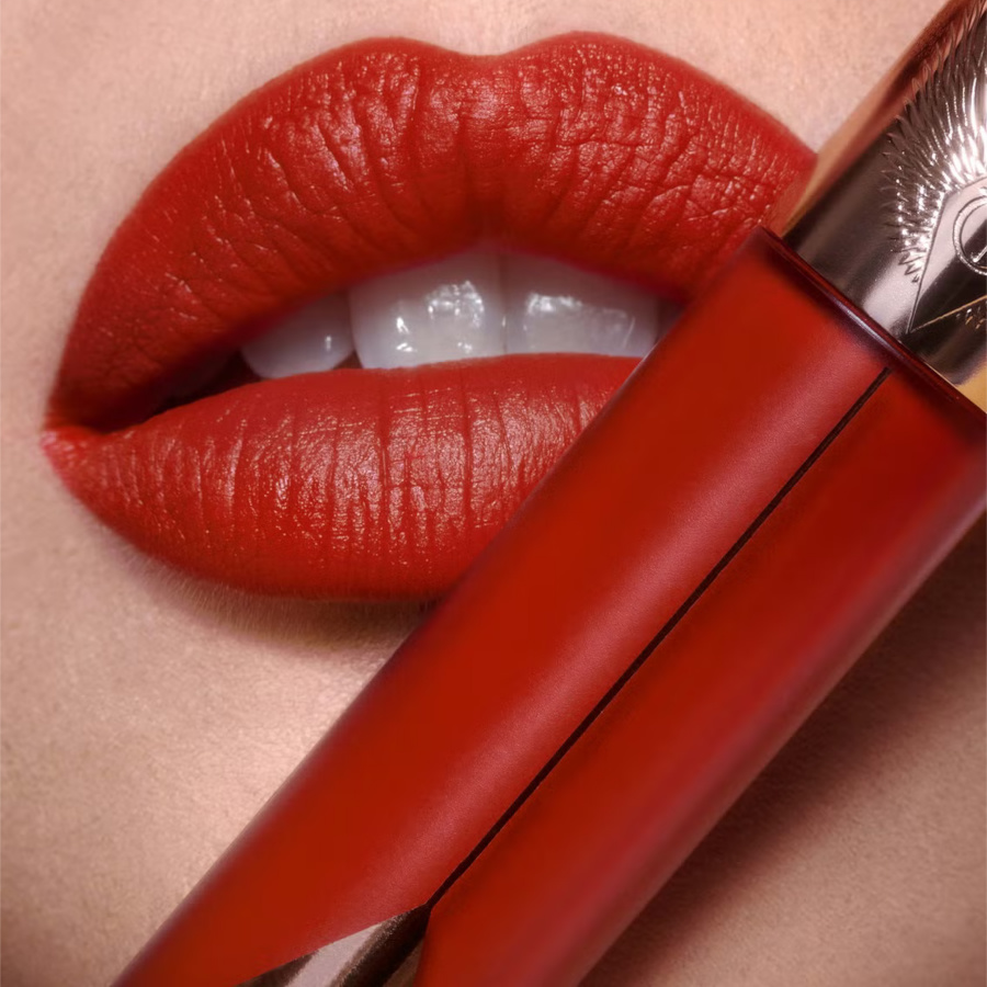 Charlotte Tilbury Airbrush Flawless Lip Blur (Various Shades)